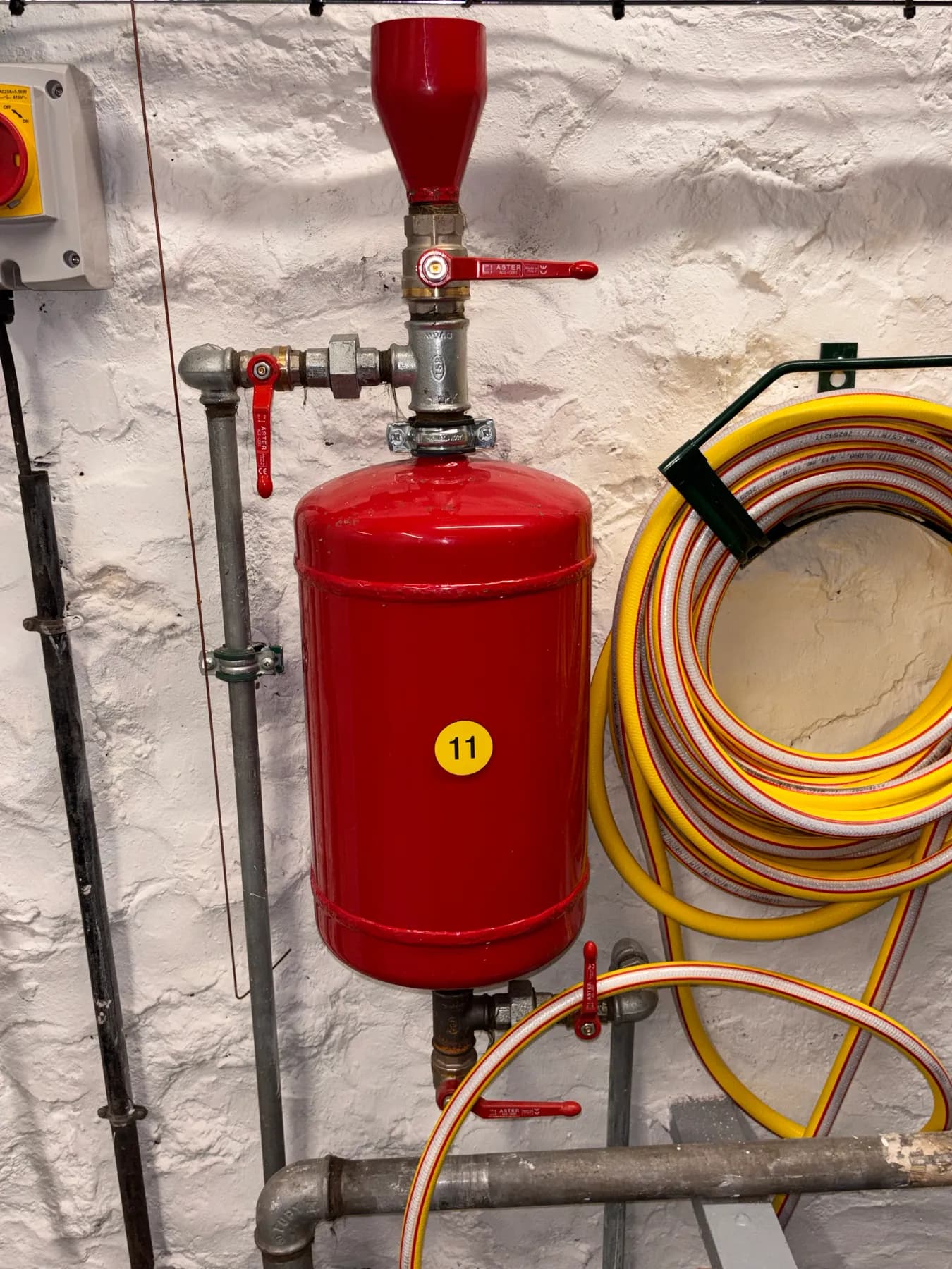 Réseau hydraulique calorifugé d’une chaufferie collective EMICA
